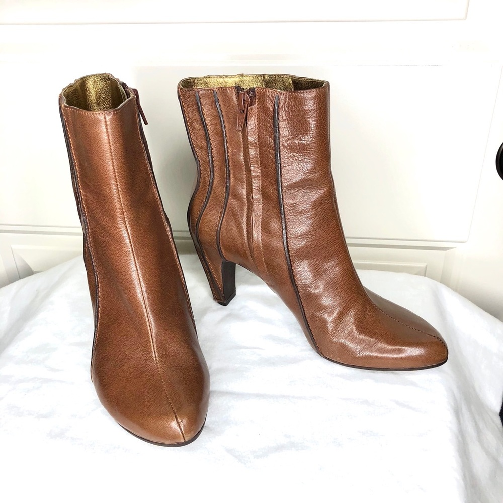 Tsubo Leather Boot with Rubber Sole